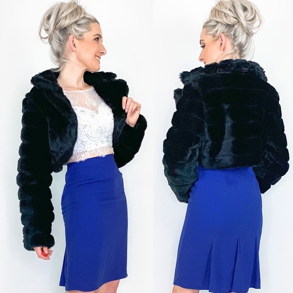 faux fur Jackets & Blazers - Faux Fur Jacket